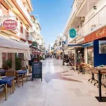 Апартаменти Malagasuite Playamar Terrace & Pool